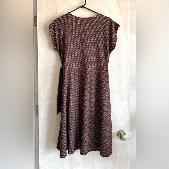 NWT ZA ZEN V-Neck Midi Dress Brown Gold Red Chevron Pattern Sz L Stretchy - Picture 12 of 14